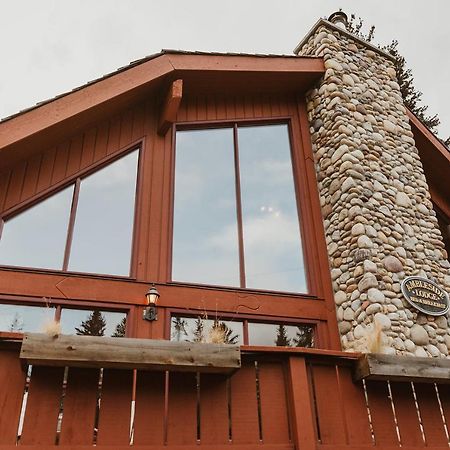 Ambleside Lodge Bed & Breakfast Canmore Buitenkant foto